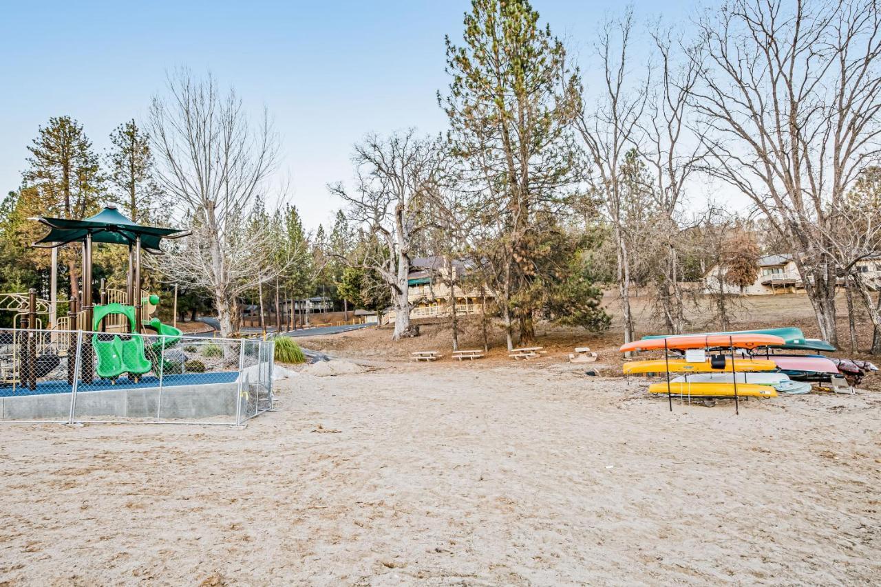 Luring Lakefront Landing غروفلاند المظهر الخارجي الصورة