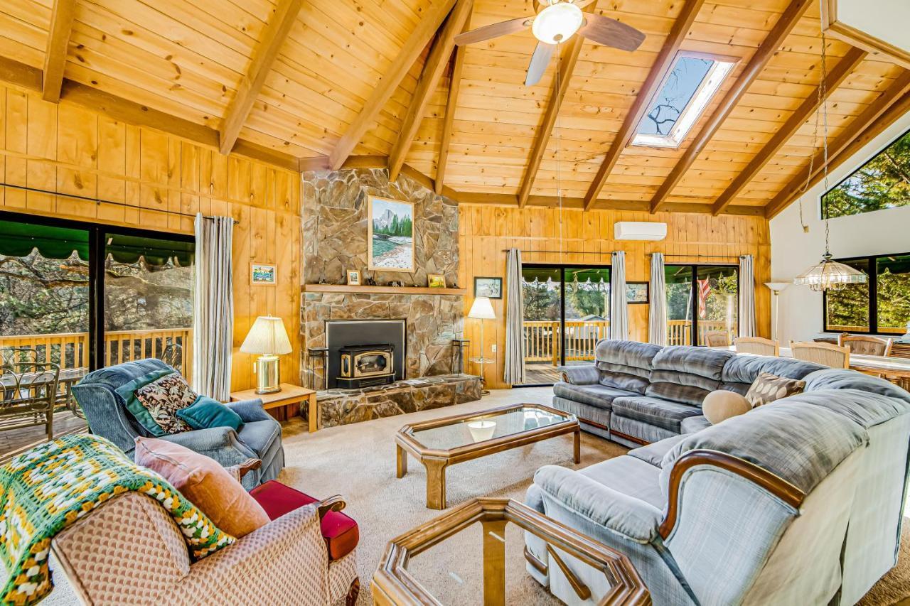 Luring Lakefront Landing غروفلاند المظهر الخارجي الصورة