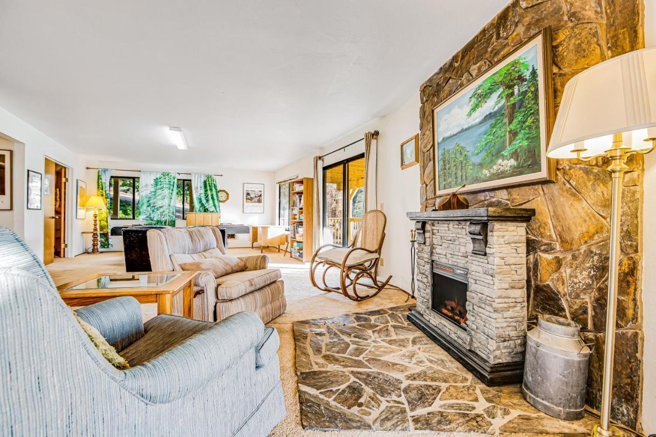 Luring Lakefront Landing غروفلاند المظهر الخارجي الصورة