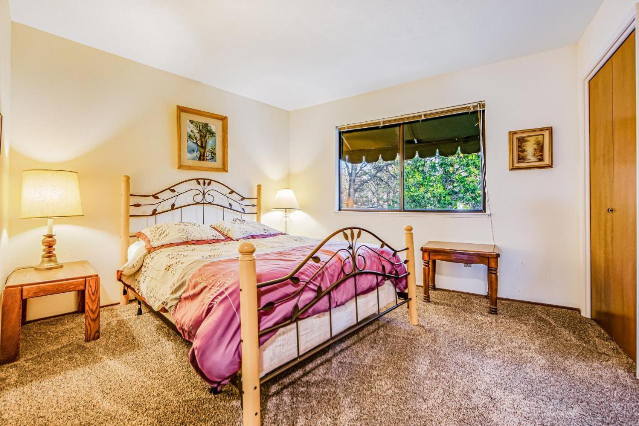 Luring Lakefront Landing غروفلاند المظهر الخارجي الصورة
