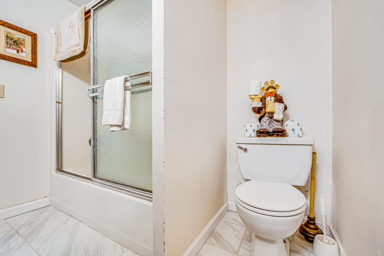 Luring Lakefront Landing غروفلاند المظهر الخارجي الصورة